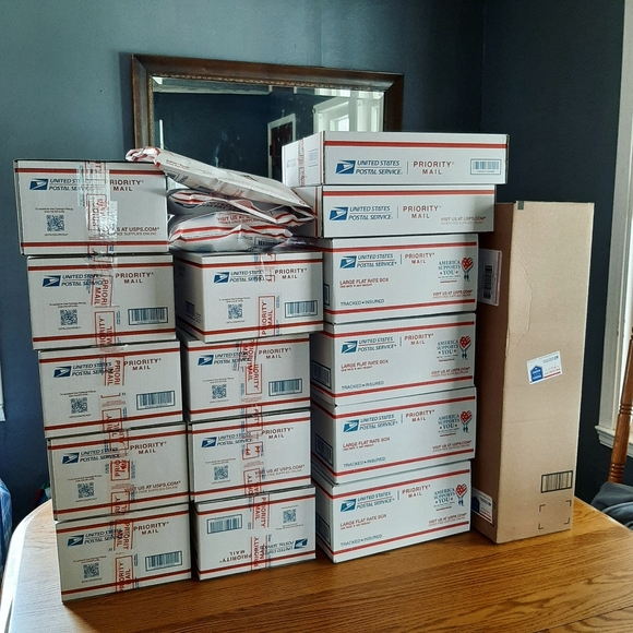 Bookmark Stephanie's Closet - Picture 3 of 9